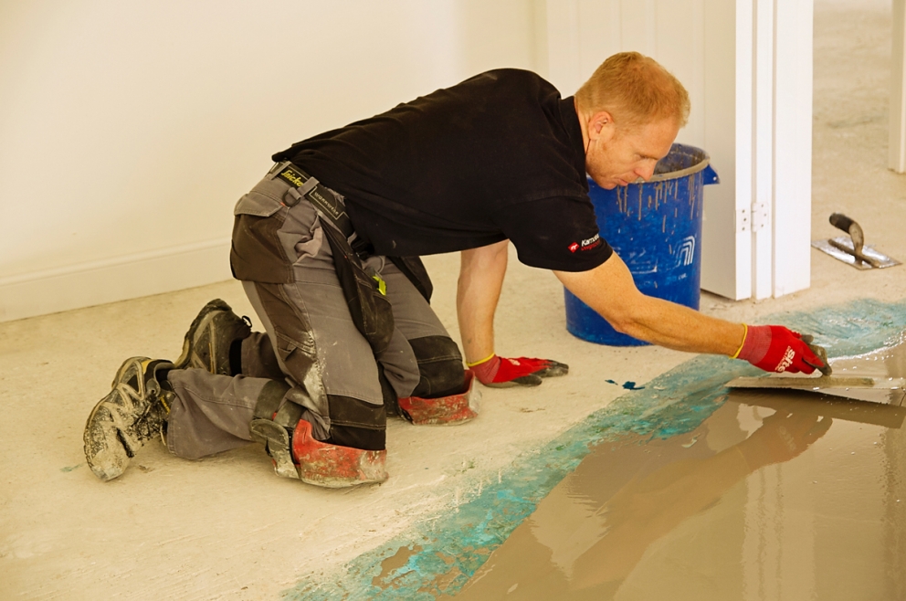 Grinding & Smoothing Uneven Subfloor With FBall StopGap In A New Build
